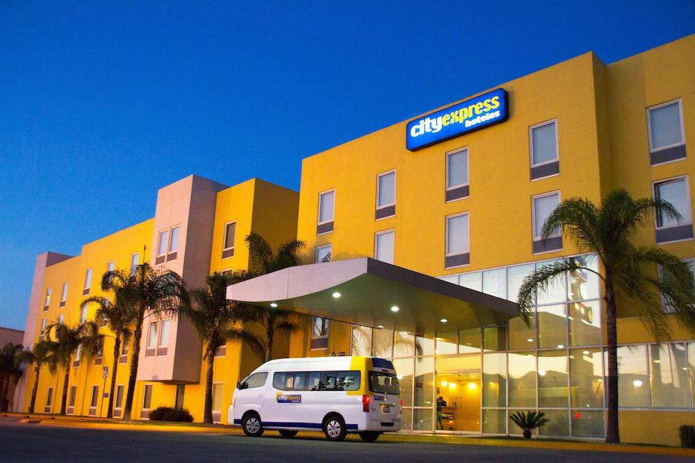 City Express By Marriott Tepotzotlan Extérieur photo